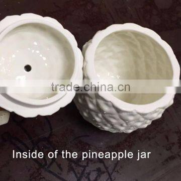 Ceramic Pineapple Shaped Gold Glazed Storage Jar Candy Chocolate Pot Drink Container photo-2