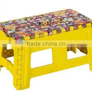 Good Quality Nice Looking Anti-Slip Plastic Folding Step Stool Folding Plastic Stool 450721 photo-3