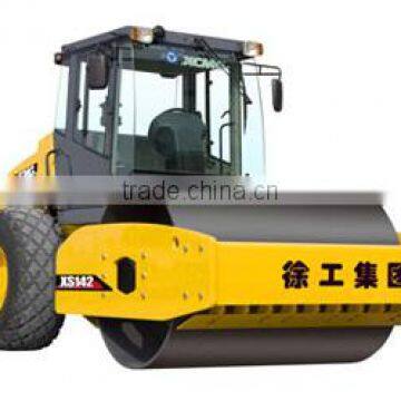 brand new XS182 road loader