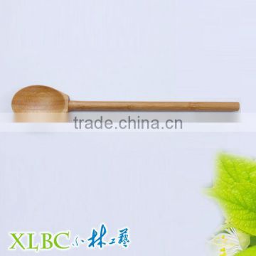 well-designed slender handle spoon