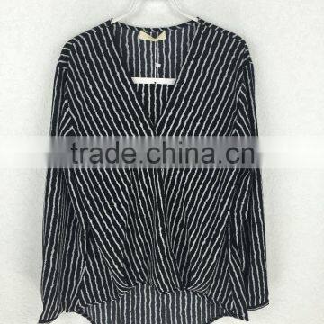 Fashion Ladies Dot Printed Design Stripe Women Long Sleeve v Neck Chiffon Blouse