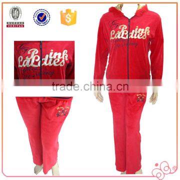 China Supplier Winter 3-piece Red Pretty Womens Sportswear Set photo-3