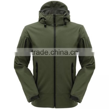 Wholesale customized outdoor mens hooded winter softshell jacket