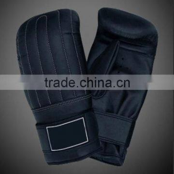 PUNCHING BAG GLOVES & MITTS