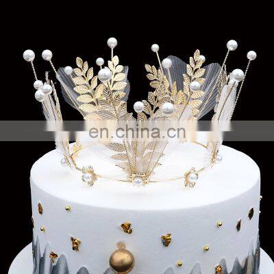 Cake Topper Girls Tiaras Pearl Decor Leaves Design for Bridal Wedding Party Bakery DIY Cake Decoration Crown