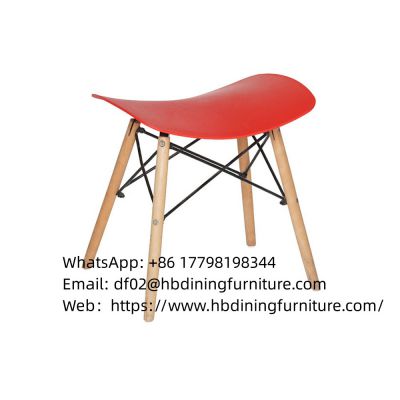 Plastic dining chair