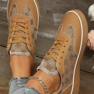 Кеды Camel Retro Jacquard из искусственной кожи, в стиле кэжуал, с узором четырёхлистного клевера и камуфляжем, на шнуровках. Оптовая продажа модных кедов.