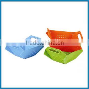 PLASTIC FOLDABLE COLANDER BASKET