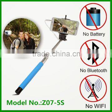 Top selling Factory price wholesale selfie stick with cable,cable take pole selfie stick Z07-5S