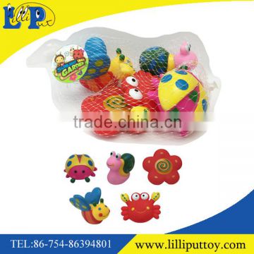 Vinyl water squirt bath toys for baby