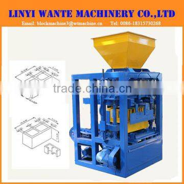 QT4-24 Simple hollow paving brick machine