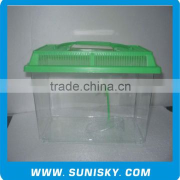 Small Shape Transparent Plastic Pet Carrier