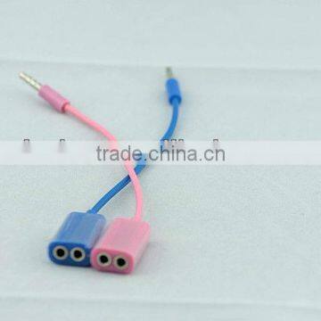 3.5mm 1 to 2 Audio headset splitter for iPod iPhone 4G 3G