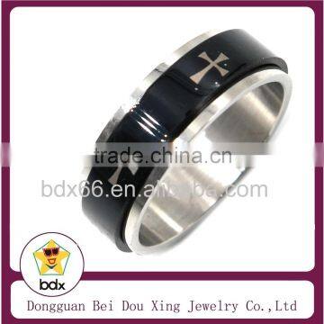 2015 China Factory Sale Cheap Fashion Stainless Steel Black And Silver Christians Rotating Prayer Cross Finger Rings For Mens