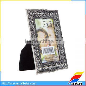 Hot sale mini decor pewter photo frames with jewel edge