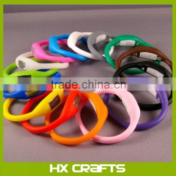 Wholesale customize new wrist bands silicone watch sports bracelet watch many colors assorted