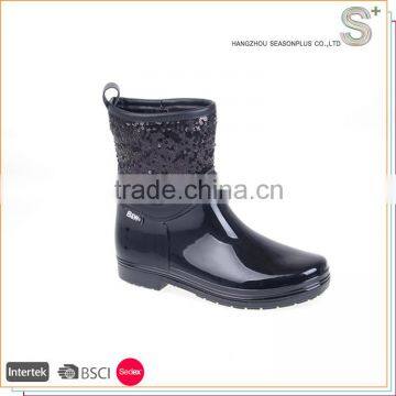 Hot sale different types ladies fashion rubber rain boots