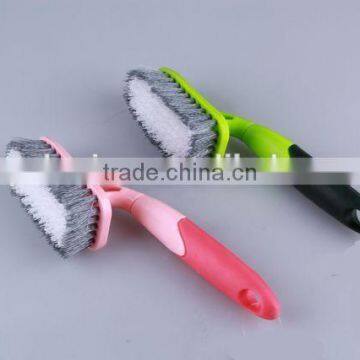 Double-colored Plastic Cleaning Brush