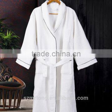 Stocklot Hotel Coral Fleece Bathrobe photo-2