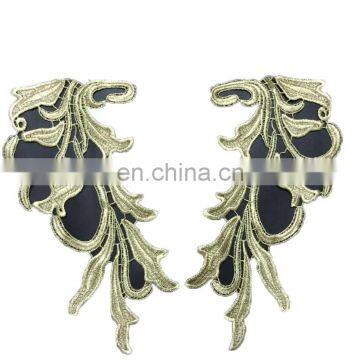 Hot Sale Fashion 1 pair Applique Lurex Embroidery Neck Patch for Garment