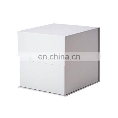 White collapsible cubic handmade craft gift box packaging with magnetic closure lid