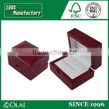 Red Glossy Lacquer Wooden Cufflink Gift Packing Case
