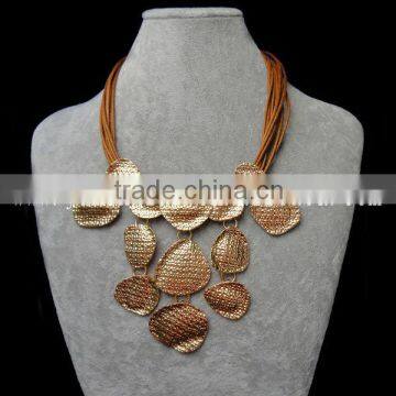 fashion brass jewelry in gold for young girl