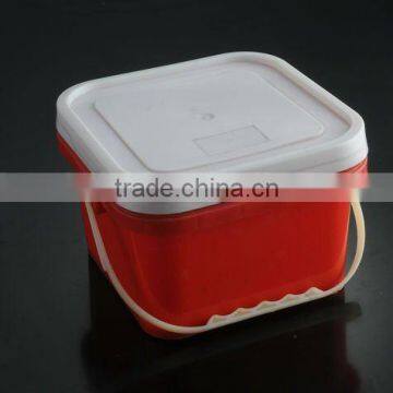 SQUARE RED PLASTIC NAIL BUCKETS