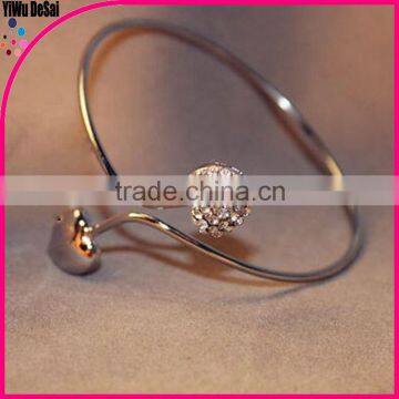 metal bracelet Contracted lady's set auger Love bracelet