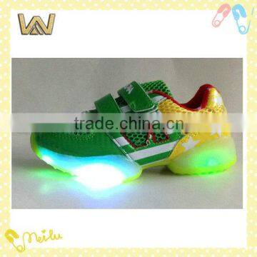 Wholesale china kids shoes with lights