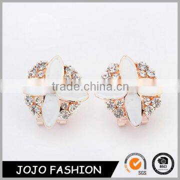 Latest design women fashion jewelry earrings European cheap wholesale stud earrings                        
                                                                                Supplier's Choice