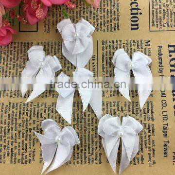 Wholesale Middle Knot White Polyester Satin Pre-tied Ribbon Bow