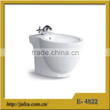 4822 Cheap ceramic bidet toilet seat