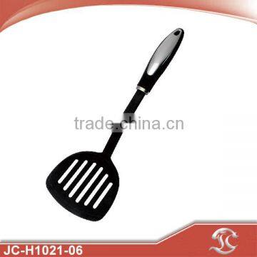 Top sales high quality non-stick nylon slotted turner