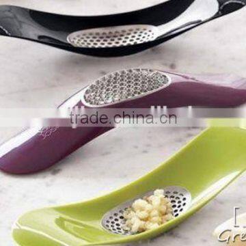 plastic hand garlic presser cheaper garlice presses