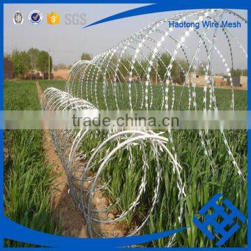 BTO22 razor ribbon wire galvanized razor barbed wire mesh fence