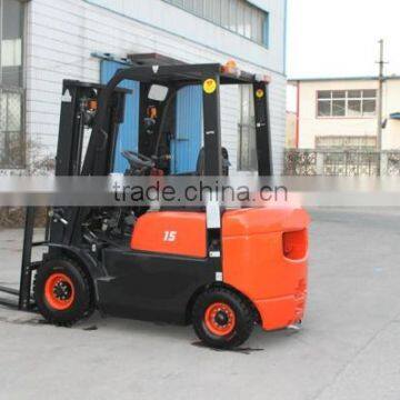 China Mini 1.5ton Diesel Forklift Truck For Sale