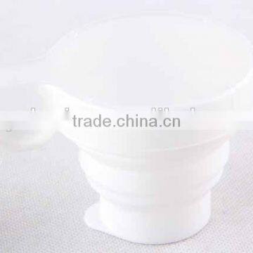 Single Handle Silicone Folding Cup With Plastic Cup photo-3