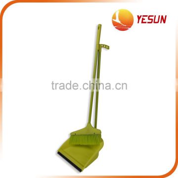 Hot selling Plastic broom and dustpan set