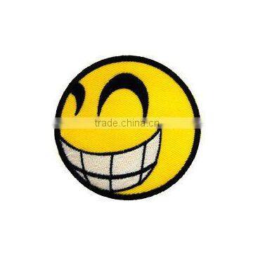 2017Customized Smile Embroidery Patch, Virious Embroidered Wholesale Patch photo-5