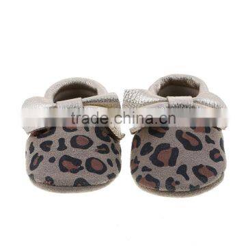 Leopard pattern printed leather baby moccains, printed leather baby moccains