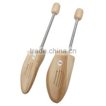 Hot Selling Shoe Tree Type Schima Wood Wooden Spring Shoe Tree photo-3