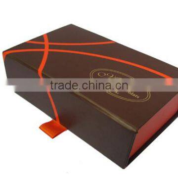 Printed Custom Design Elegant Paper Chocolate Packaging Box photo-6