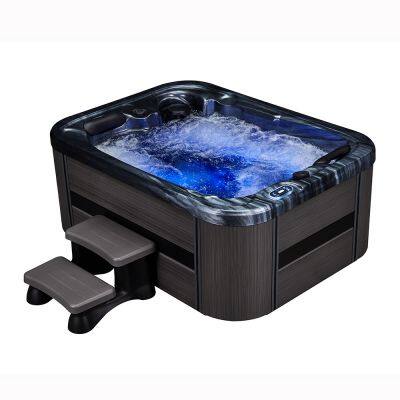BelarusLuxury Whirlpool Tub con sistema de hidroterapia. Su funcionamiento silencioso garantiza una experiencia tranquila sin molestar a los demás.