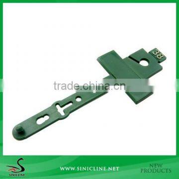 Sinicline New Simple Style PE Belt Hanger Wholesale