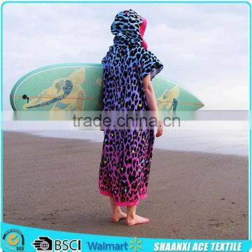 Super cool customized colorful leopard design printing coolling surf towel poncho