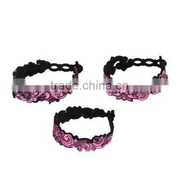 new style design fashion hollow silicone bracelet,colorful hollow bands silicone bracelet                        
                                                                                Supplier's Choice