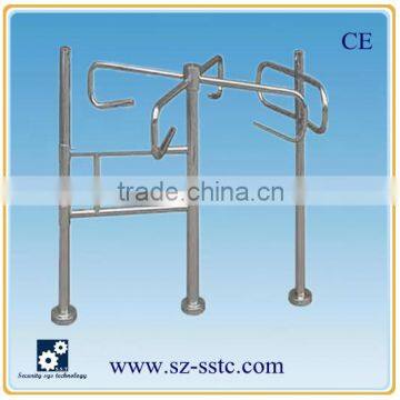 Waist high manual turnstile for supermarket