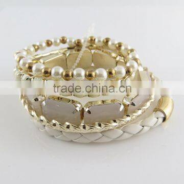 Vintage pearl and resin stone cup chain bracelet