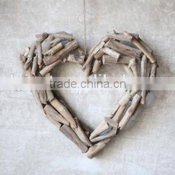 home hanging heart decoration driftwood